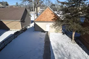 3002 W Kilbourn Ave, Milwaukee, WI 53208 - Photo 4