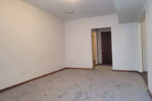 2834 W Atkinson Ave, Milwaukee, WI 53209 - Photo 8