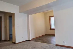 2834 W Atkinson Ave, Milwaukee, WI 53209 - Photo 12