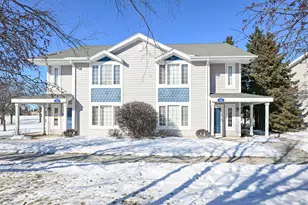 708 Geneva National Ave, Geneva, WI 53147 - Photo 4