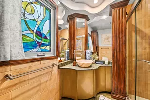 2963 N Summit Ave, Milwaukee, WI 53211 - Photo 24