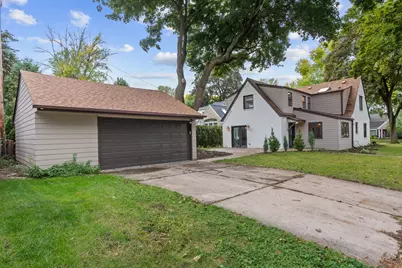 2578 N 88th St, Wauwatosa, WI 53226 - Photo 44