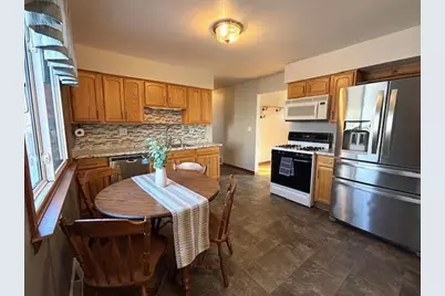 314  Beech St, Grafton, WI 53024 - Photo 6