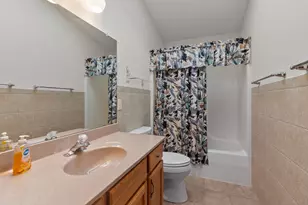 36 W Sedgemeadow St, Elkhorn, WI 53121 - Photo 16