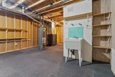 36 W Sedgemeadow St, Elkhorn, WI 53121 - Photo 24