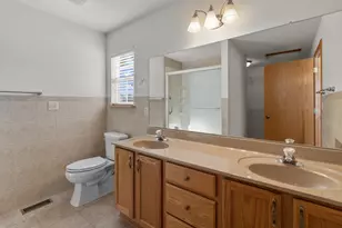 36 W Sedgemeadow St, Elkhorn, WI 53121 - Photo 14