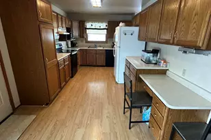 427 Limestone St, Kiel, WI 53042 - Photo 4