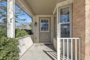 8828 N Navajo Rd, Bayside, WI 53217 - Photo 6