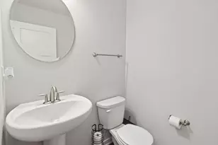 312 Big Bend Way, Hartford, WI 53027 - Photo 16