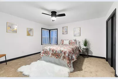 W156N8813  Pilgrim Rd, Menomonee Falls, WI 53051 - Photo 14