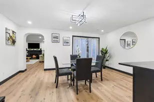 W156N8813 Pilgrim Rd, Menomonee Falls, WI 53051 - Photo 6