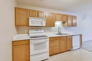 2825 11th Pl, Somers, WI 53140 - Photo 10