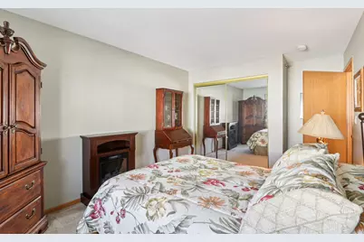 9213 S Aspen Dr #4, Oak Creek, WI 53154 - Photo 20