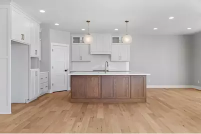 301  Fairway Meadows Ln, Sheboygan Falls, WI 53085 - Photo 2