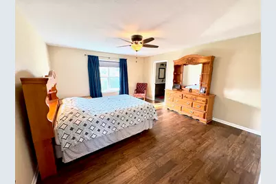 8425  Westminster Dr, Sturtevant, WI 53177 - Photo 12