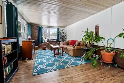 6151 S Miller Ln, New Berlin, WI 53146 - Photo 6