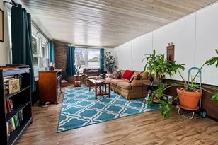 6151 S Miller Ln, New Berlin, WI 53146 - Photo 6