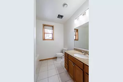 942  Oak Timber Dr, Onalaska, WI 54650 - Photo 26