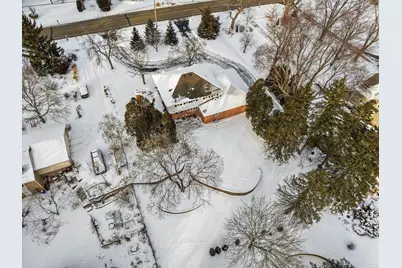 15165 W Burleigh Rd, Brookfield, WI 53005 - Photo 10