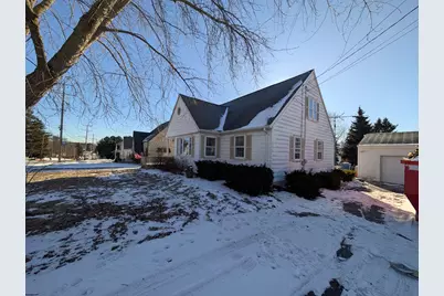 809  Fredonia Ave, Fredonia, WI 53021 - Photo 2
