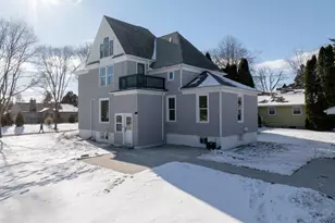 704 Grand Ave, Sheboygan, WI 53083 - Photo 4