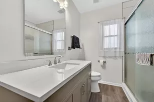 2811 Erie St, Racine, WI 53402 - Photo 10