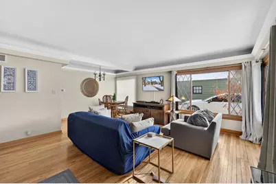 2811  Erie St, Racine, WI 53402 - Photo 6