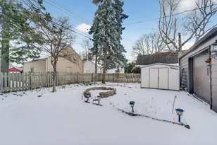 2811 Erie St, Racine, WI 53402 - Photo 20