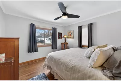 2811  Erie St, Racine, WI 53402 - Photo 8