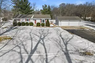 W326S8064 County Rd EE, Mukwonago, WI 53149 - Photo 10