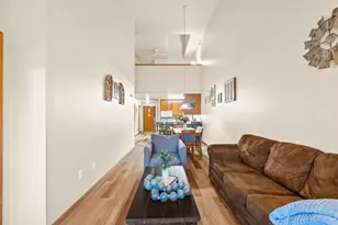 111 Center St, Lake Geneva, WI 53147 - Photo 4