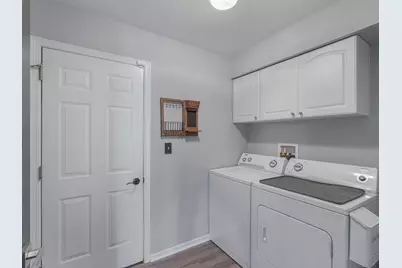 1822  Newberry Ln, Racine, WI 53402 - Photo 18