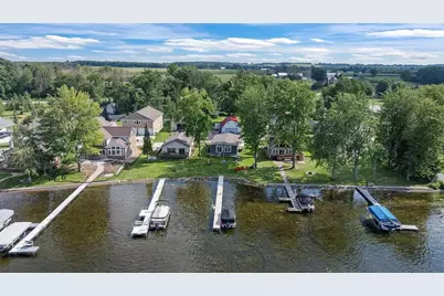 W4488 W Crystal Dr, Washington, WI 54111 - Photo 4