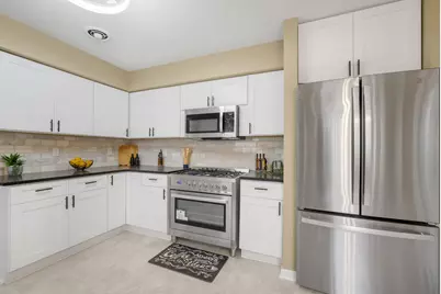 2020  Menomonee River Pkwy, Wauwatosa, WI 53226 - Photo 12