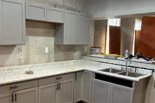 1440 N 29th St, Milwaukee, WI 53208 - Photo 6