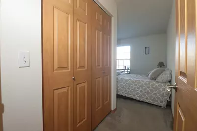 210 E Remer Rd #203, Elkhorn, WI 53121 - Photo 6