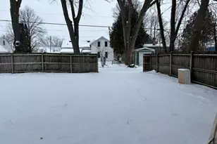 825 Smith St, Stevens Point, WI 54481 - Photo 28