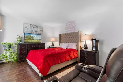 2350 W Good Hope Rd #156, Glendale, WI 53209 - Photo 10