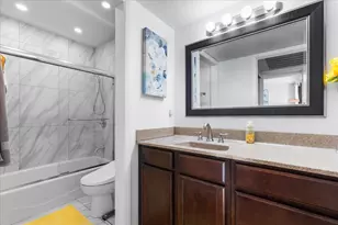 2350 W Good Hope Rd, Glendale, WI 53209 - Photo 12