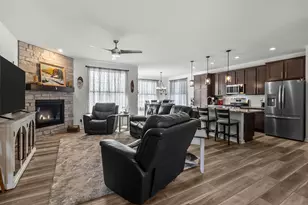 2689 Mapleton Ave, East Troy, WI 53120 - Photo 8