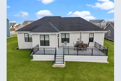 2689  Mapleton Ave, East Troy, WI 53120 - Photo 2