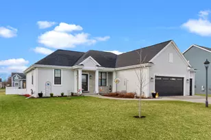 2689 Mapleton Ave, East Troy, WI 53120 - Photo 32