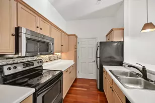 7045 S Riverwood Blvd, Franklin, WI 53132 - Photo 12