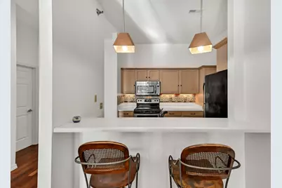 7045 S Riverwood Blvd #A05, Franklin, WI 53132 - Photo 10