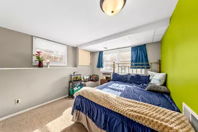 N69W27233  Hickory Chasm Dr, Lisbon, WI 53089 - Photo 38