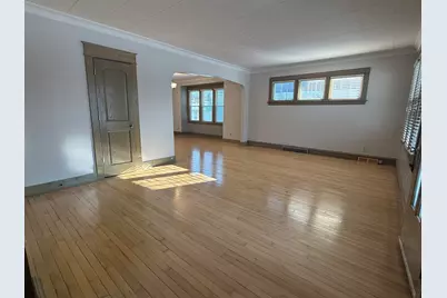 2211  Wedemeyer St, Sheboygan, WI 53081 - Photo 4