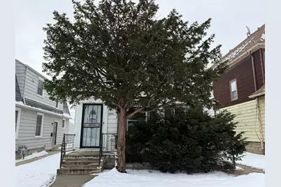 3956 N 41st St, Milwaukee, WI 53216 - Photo 2