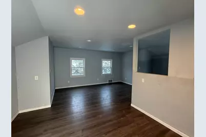 3956 N 41st St, Milwaukee, WI 53216 - Photo 8