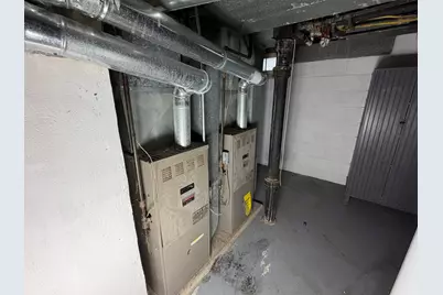 3956 N 41st St, Milwaukee, WI 53216 - Photo 12