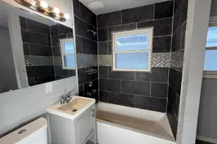 3956 N 41st St, Milwaukee, WI 53216 - Photo 20